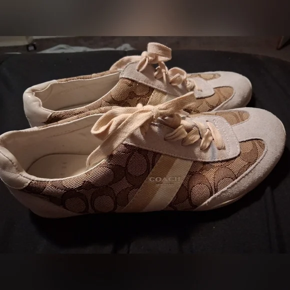 Coach Kelson Sneakers - Picture 3 of 8